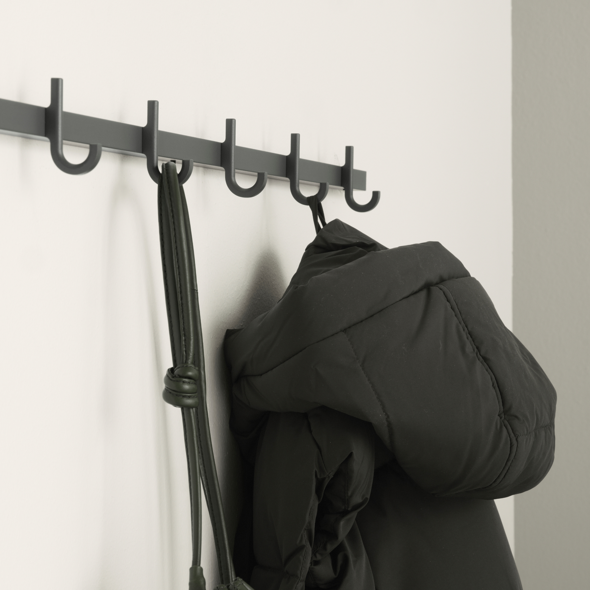 Relief Hook Rail